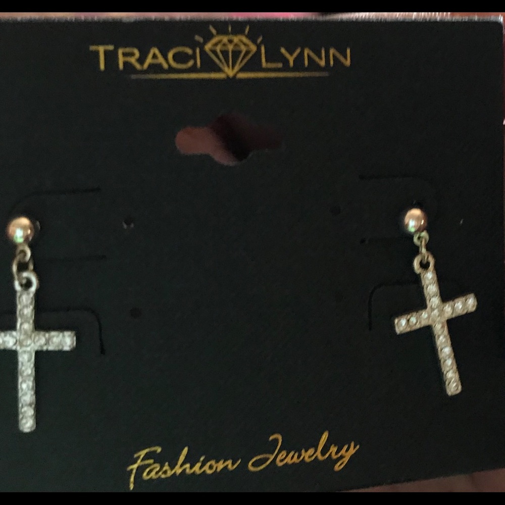 Jewelry - Picture 3 of 9